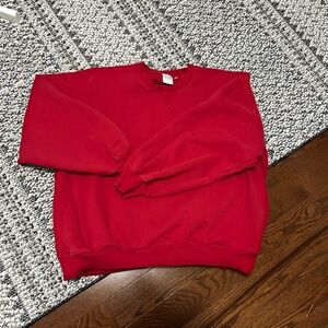 Aritzia Crew neck sweatshirt with pockets !